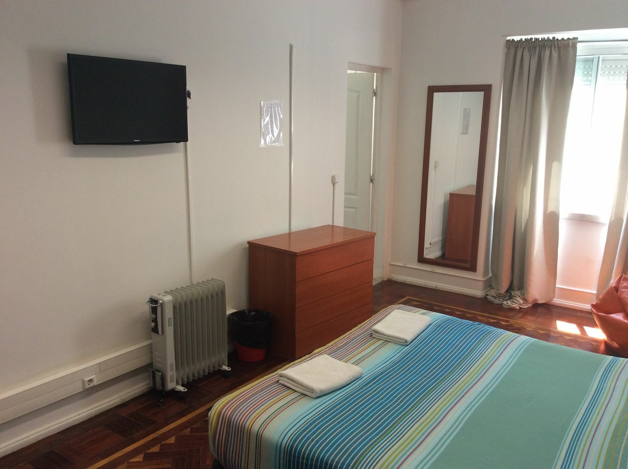Tagus Palace Guesthouse リスボン エクステリア 写真